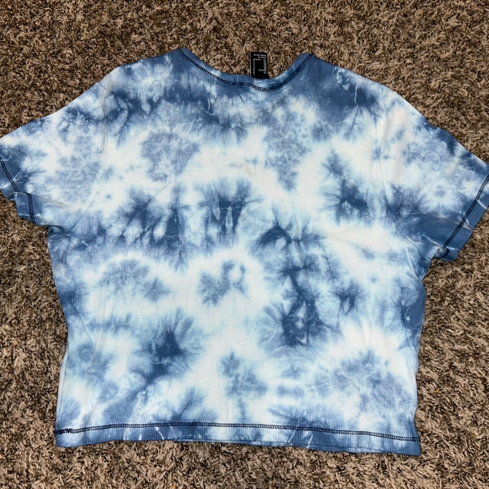 Tie-Dye Cropped Shirt